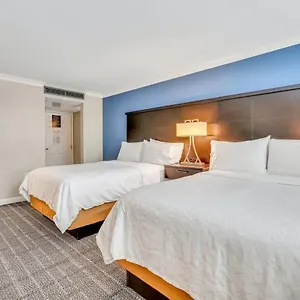 staybridge-suites-historic-district.top-hotels-in-savannah.com/