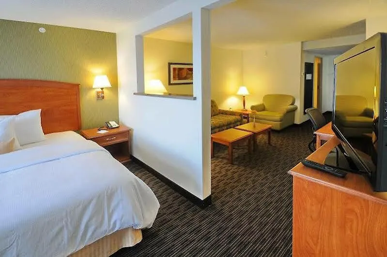 Spark By Hilton Denver International Airport